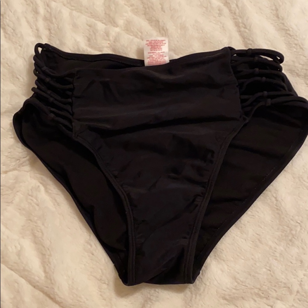 black bikini bottoms